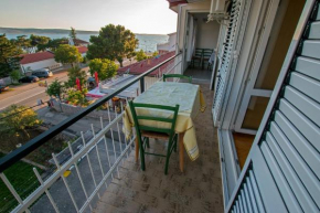  Diana Rooms and Apartments  Стариград